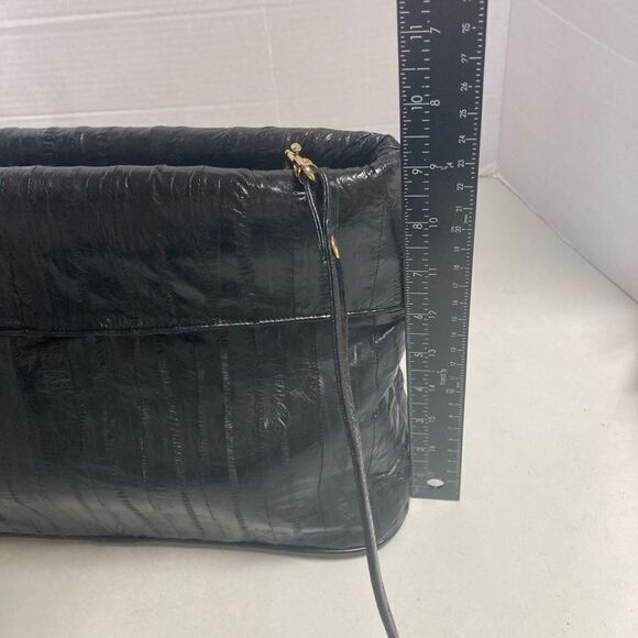 LUV. U.S.A.Women’s Genuine Eel Skin Crossbody Handbag 9.5X3.5X14 Black - Picture 7 of 12